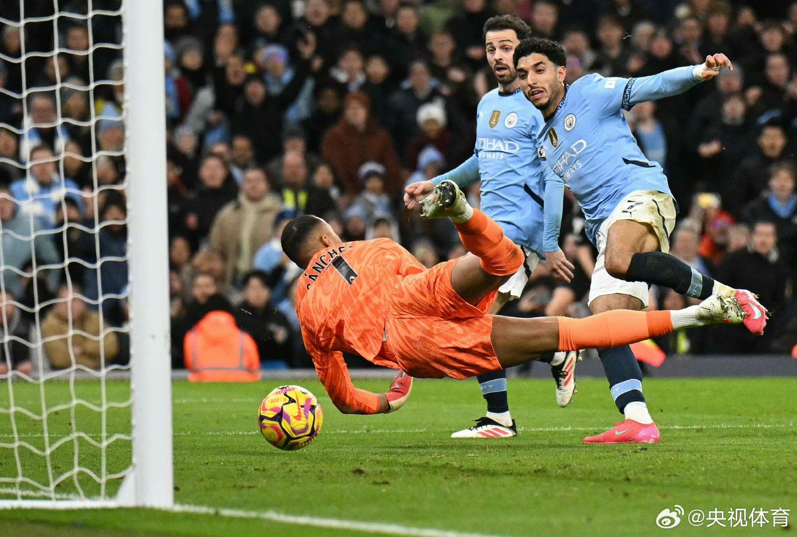 B体育体育地址-曼城轻松击败对手，继续保持英超榜首位置