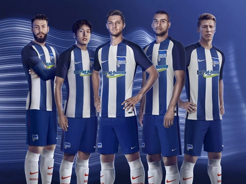 B体育体育app-柏林赫塔前锋状态神勇，成为球队得分保障