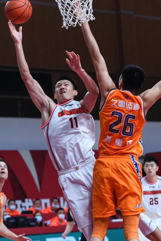 B体育体育网页版入口-贵州男篮胜出，吸引更多球迷关注