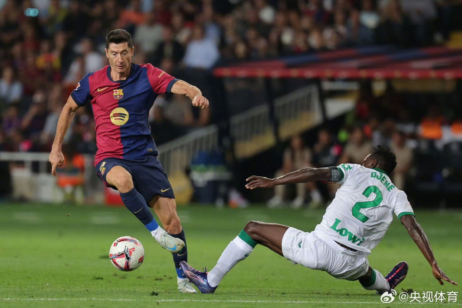 巴伦西亚主场大胜莱万特,终结连胜的简单介绍 巴伦西亚主场大胜莱万特,终结连胜的简单介绍