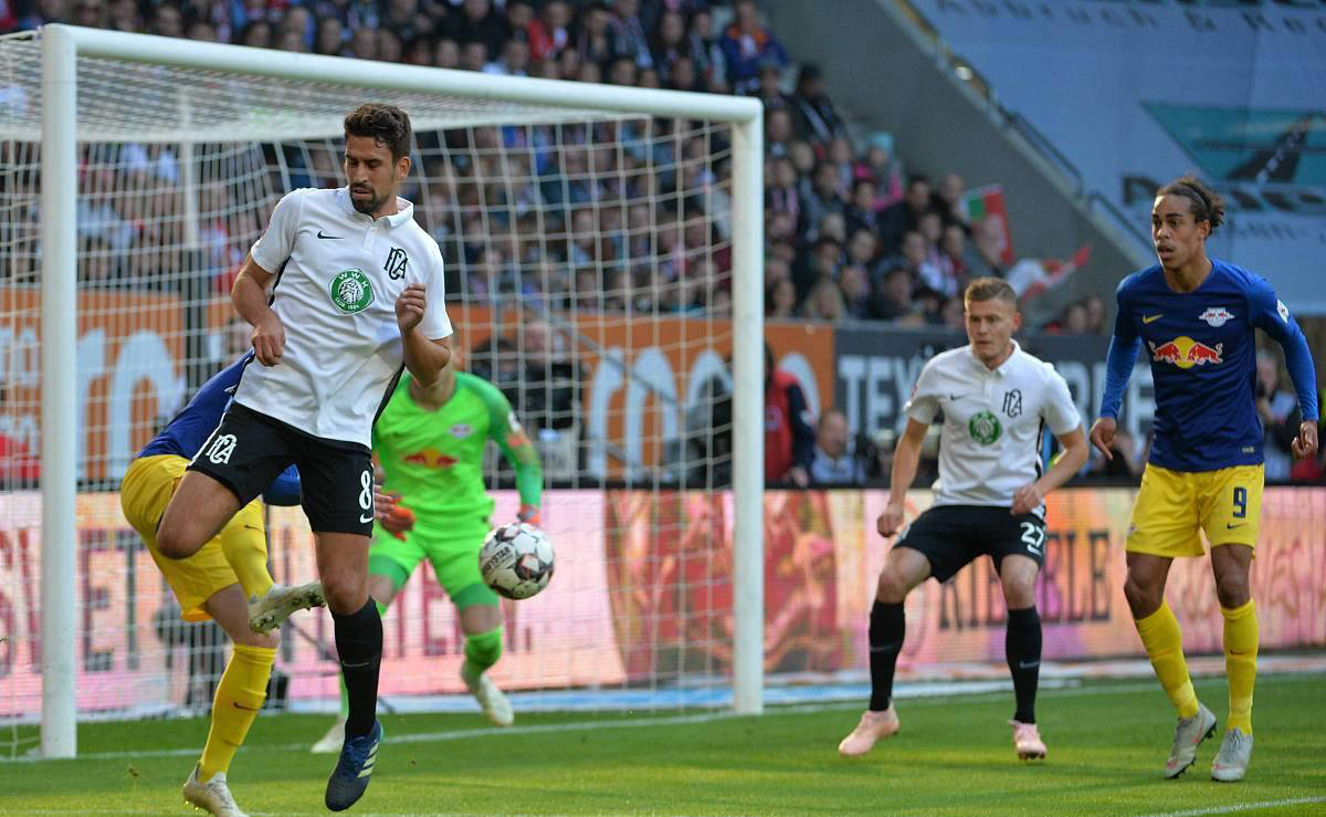 B体育体育视频-莱比锡红牛对战云达不莱梅，展开对决