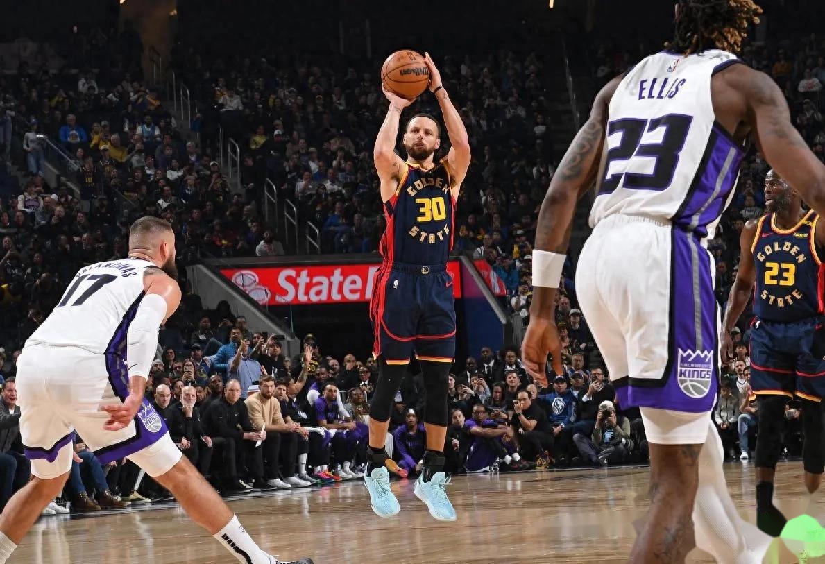 B体育体育平台-勇士客场击败骑士，取得八连胜