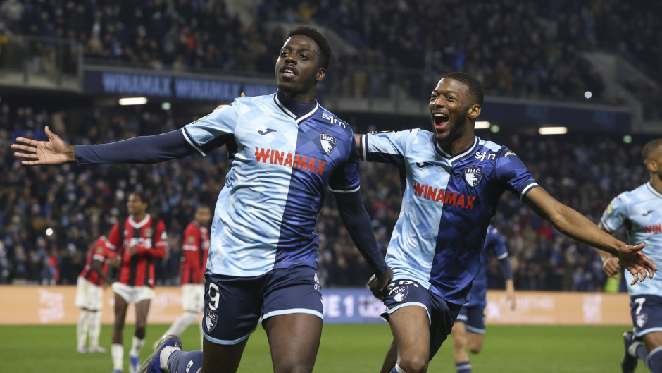 关于法甲劲旅马赛士气高昂，圈内抢眼表现的信息