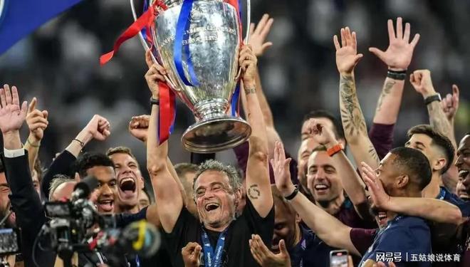 欧洲豪强巴黎圣日耳曼挑战孟菲斯