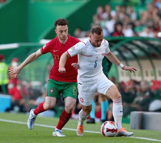 B体育体育官网入口-关于捷克队在淘汰赛中战胜奥地利，跻身欧国大赛强的信息